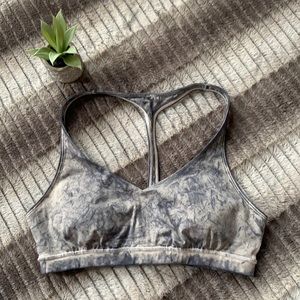 Lululemon Arise Bra Size 8 Chalk Wash